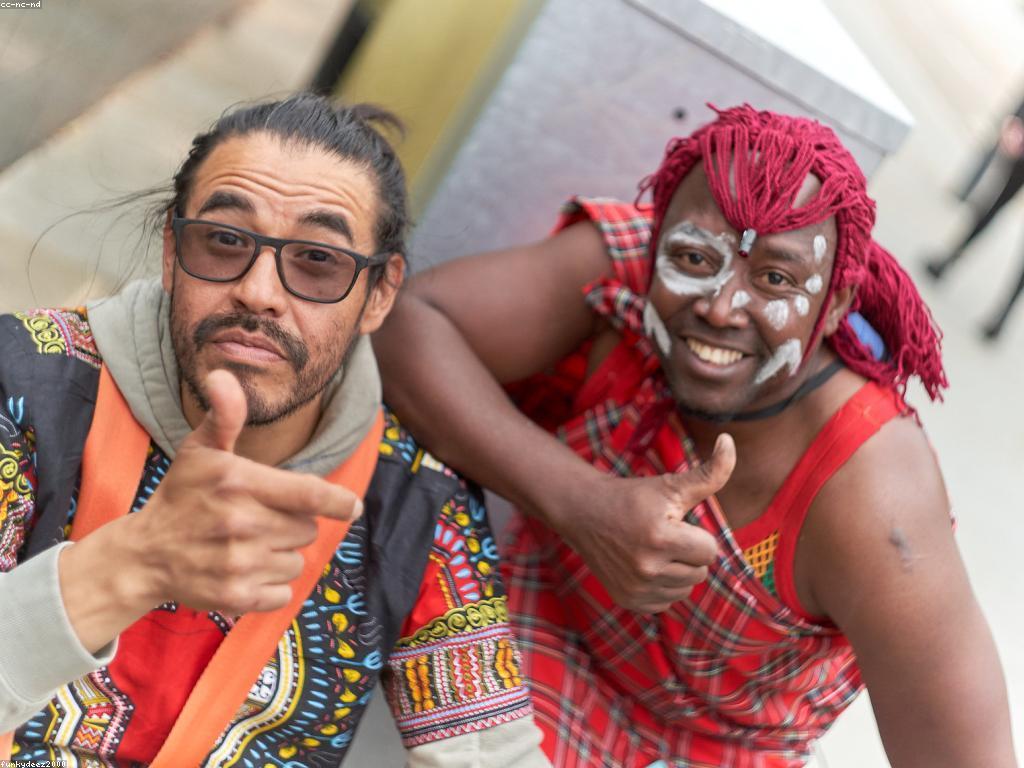 អត្ថប្រយោជន៍នៃព្រឹត្តិការណ៍និងការប្រកួតក្នុងសង្គម