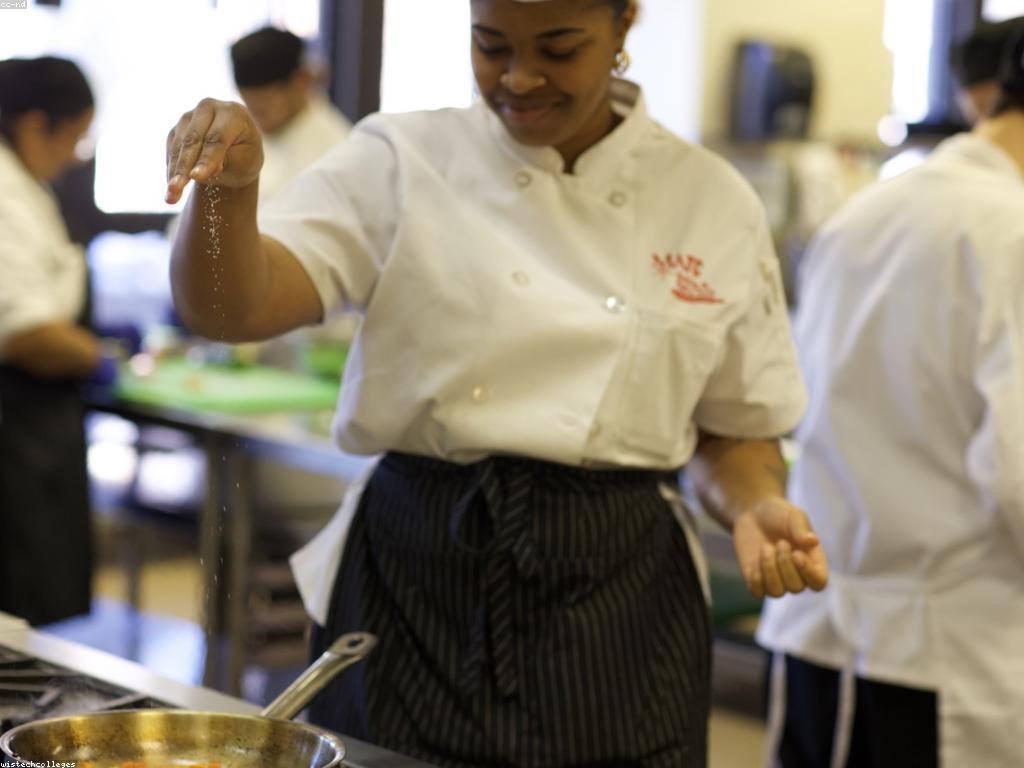 សារៈសំខាន់នៃក្បាលកាំបិតក្នុងម្ហូបចម្អិន