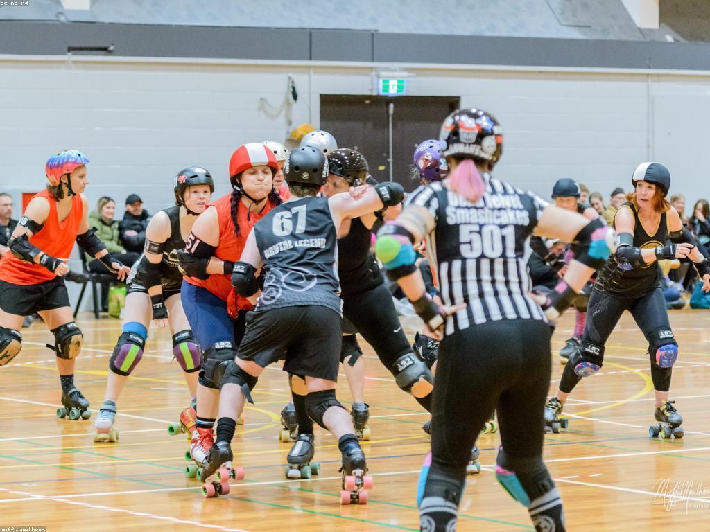 ឥទ្ធិពលនៃព្រឹត្តិការណ៍និងការប្រកួតលើសង្គម